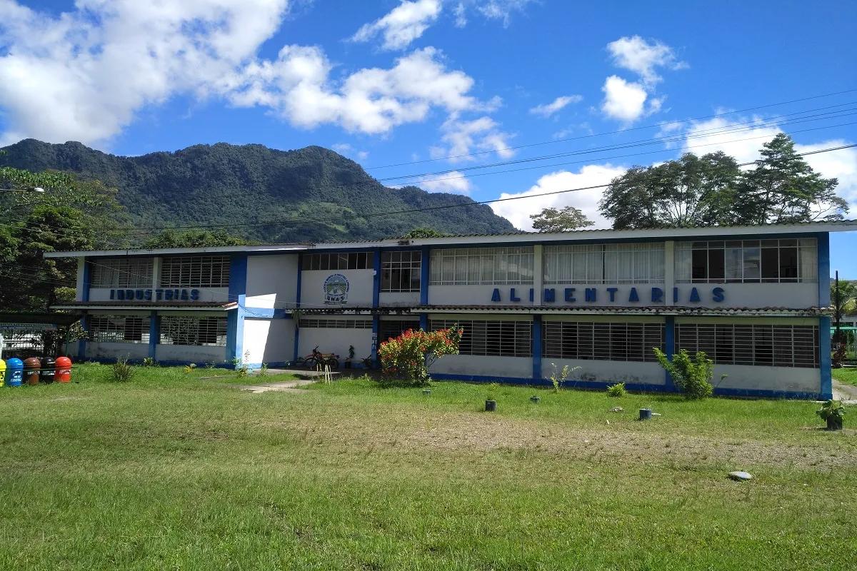Facultad de Ingeniería en Industrias Alimentarias